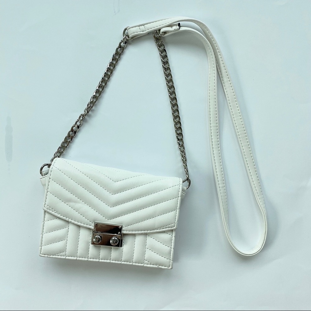 Express crossbody bag